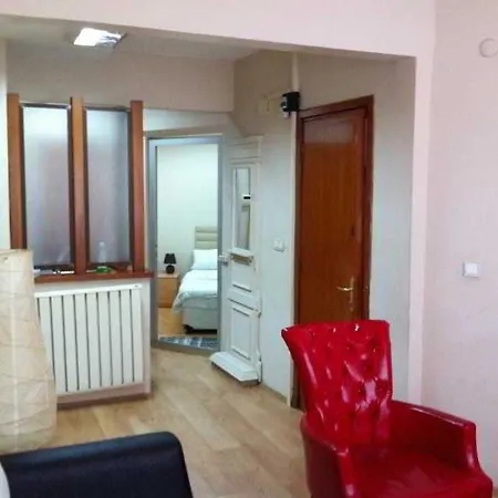 Box Apartment