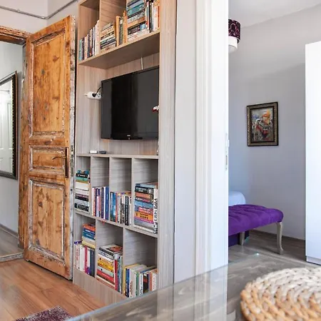 Box Apartment